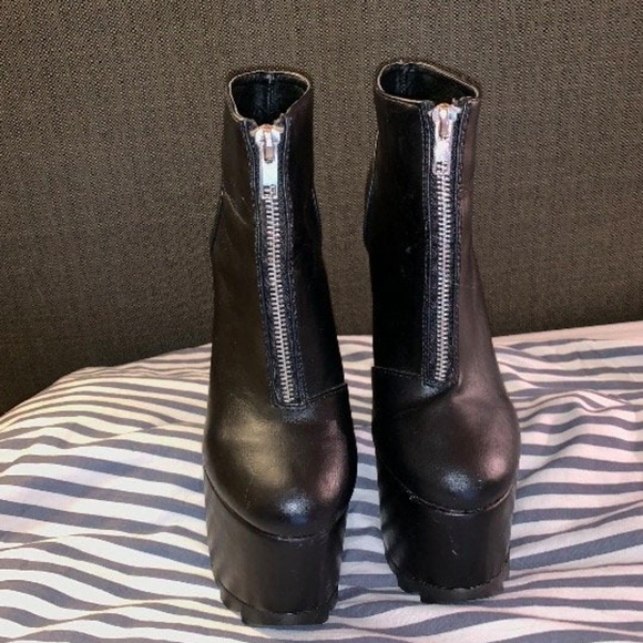 YRU Nightmare Platform Heels Dollskill (7) - Picture 7 of 8